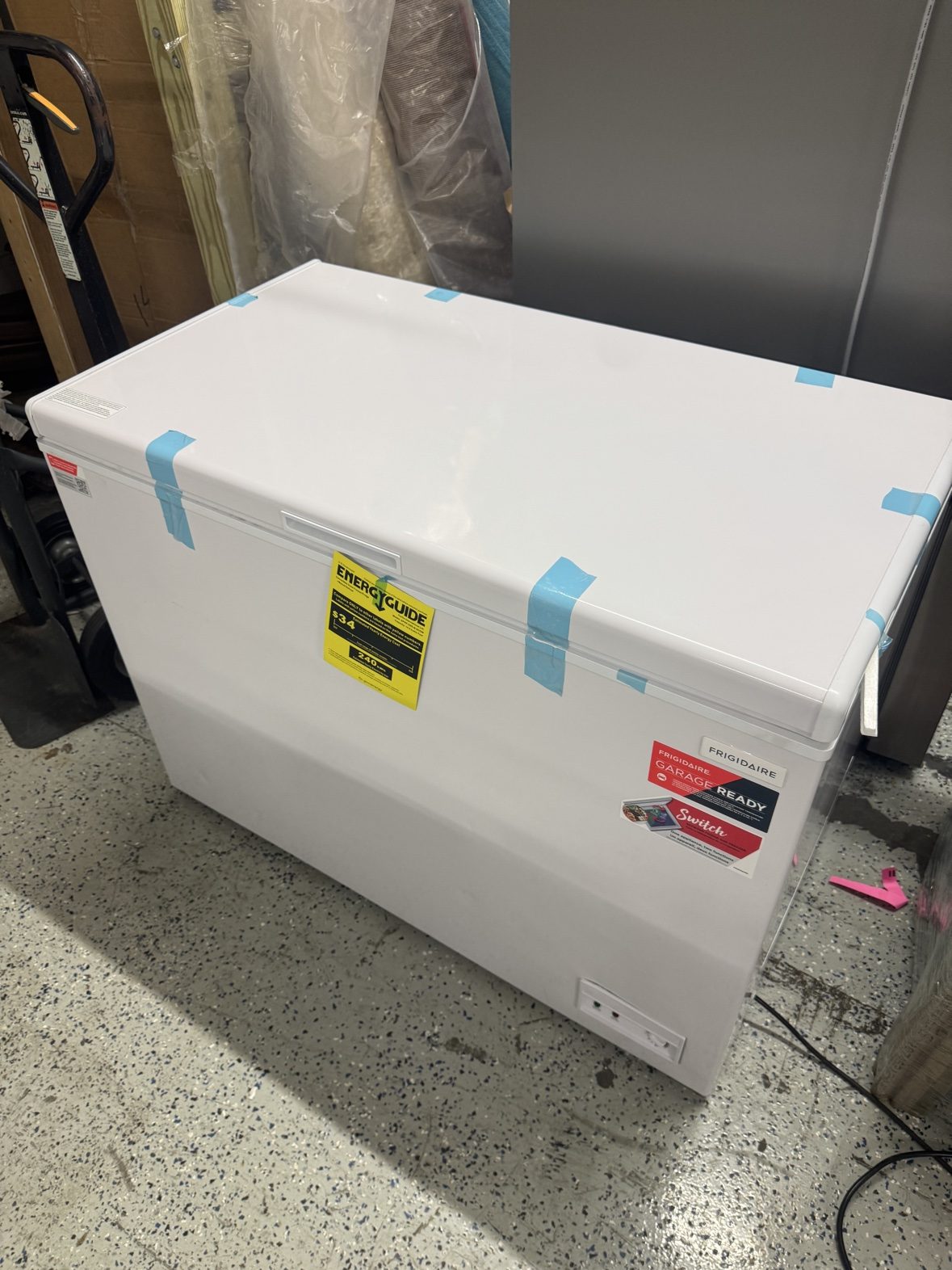 NEW Frigidaire Chest Freezer/Fridge