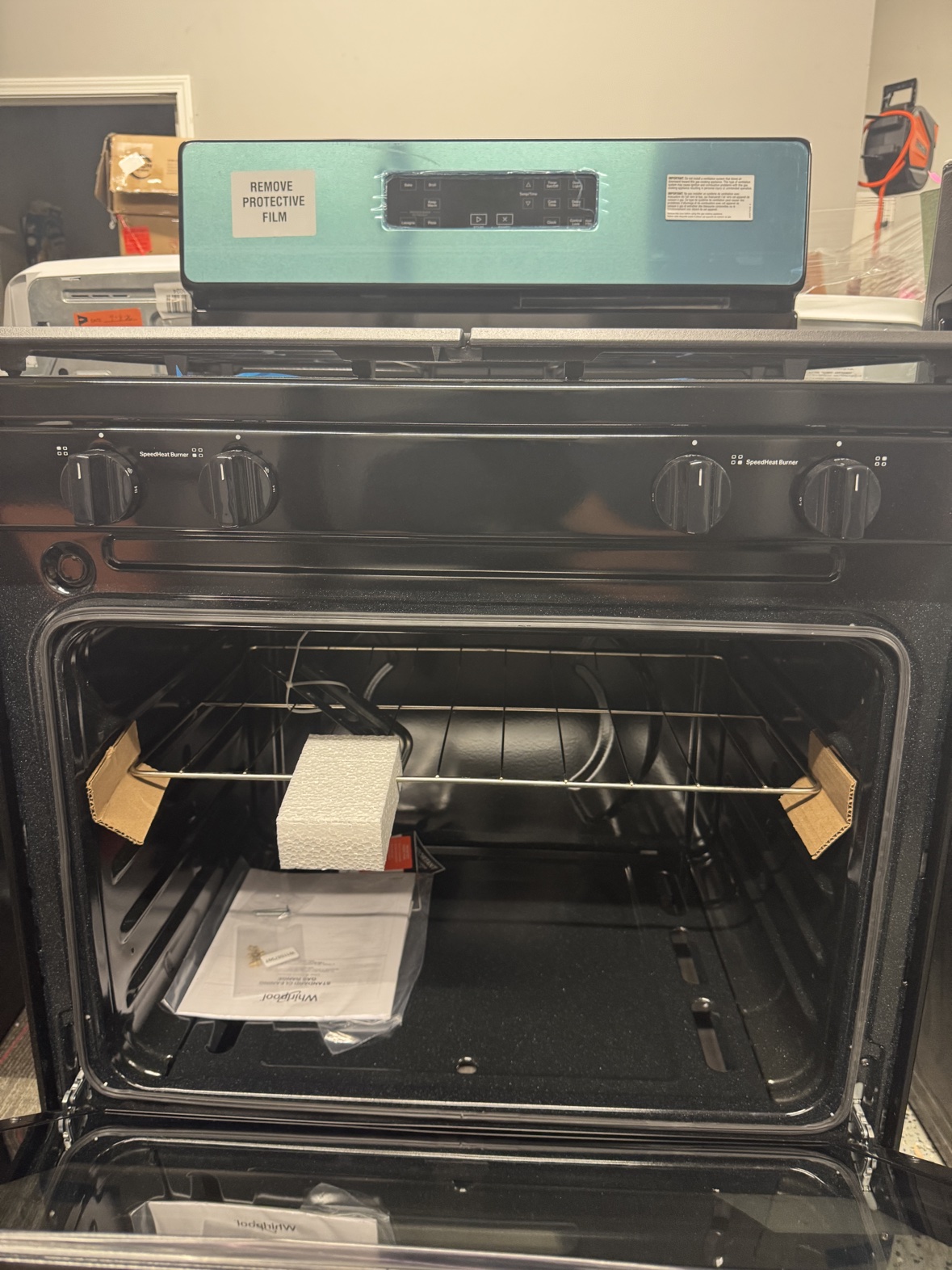NEW Whirlpool Stainless Gas Range - photo 6