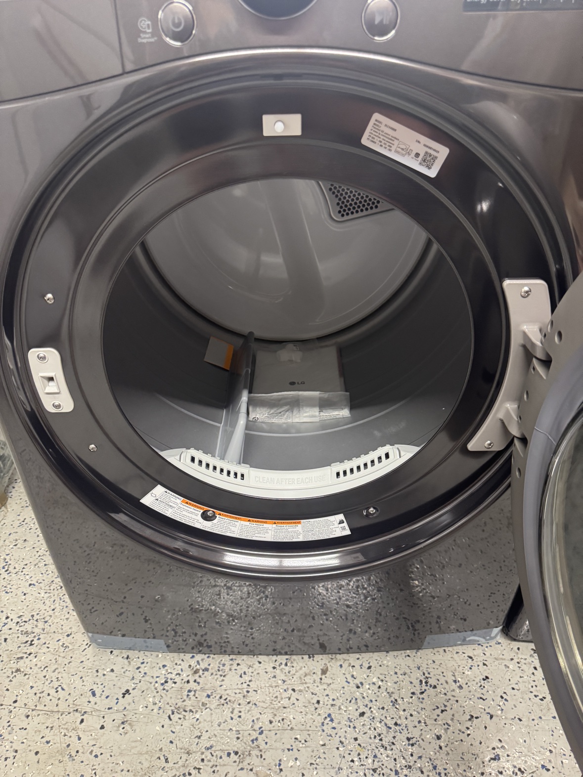 NEW LG Front Load Washer and Dryer Set - photo 6