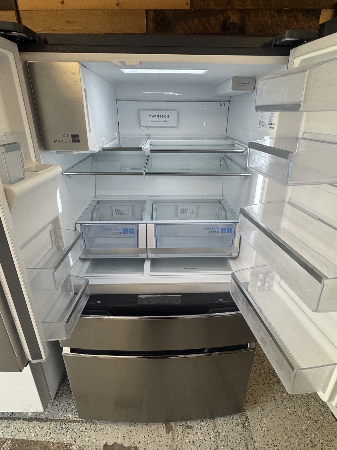 NEW Frigidaire Gallery Refrigerator - photo 4