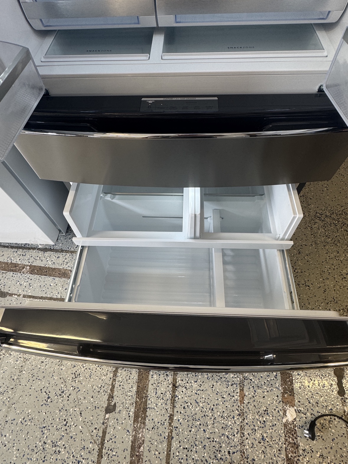 NEW Frigidaire Gallery Refrigerator - photo 5